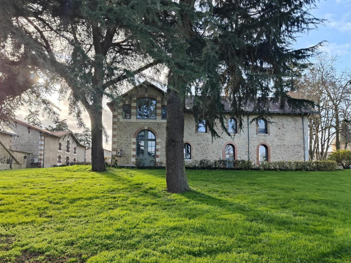 Hotel Château de la Barbinière Saint-Laurent-sur-Sèvre Exterior foto
